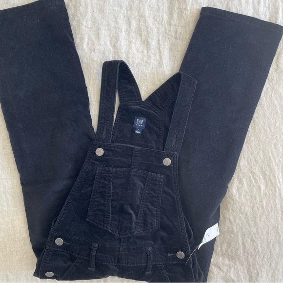 NWT Never Worn GAP Kids Velvet Black Overalls - Picture 2 of 5